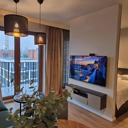 Ceglana Park- Klimatyzacja- Piekne Osiedle- Nowe Luksusowe Mieszkanie Z Biurkiem Apartment *