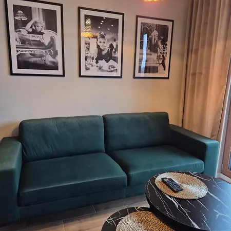 Ceglana Park- Piekne Osiedle- Nowe Luksusowe Mieszkanie Z Biurkiem Apartment *