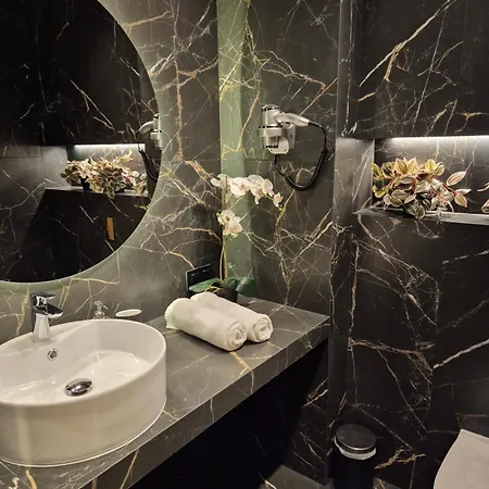 Apartment Ceglana Park- Piekne Osiedle- Nowe Luksusowe Mieszkanie Z Biurkiem