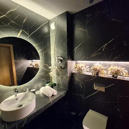 Ceglana Park- Piekne Osiedle- Nowe Luksusowe Mieszkanie Z Biurkiem * 卡托维兹