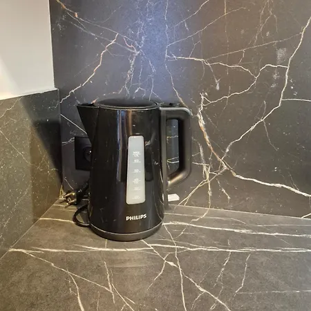 Apartment Ceglana Park- Piekne Osiedle- Nowe Luksusowe Mieszkanie Z Biurkiem *