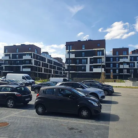 Ceglana Park- Piekne Osiedle- Nowe Luksusowe Mieszkanie Z Biurkiem Apartmán *