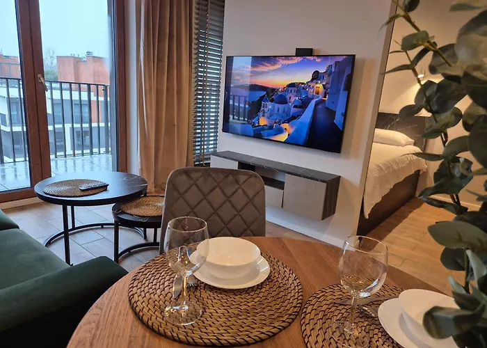 Ceglana Park- Piękne Osiedle- Nowe Luksusowe Mieszkanie Z Biurkiem Apartament *