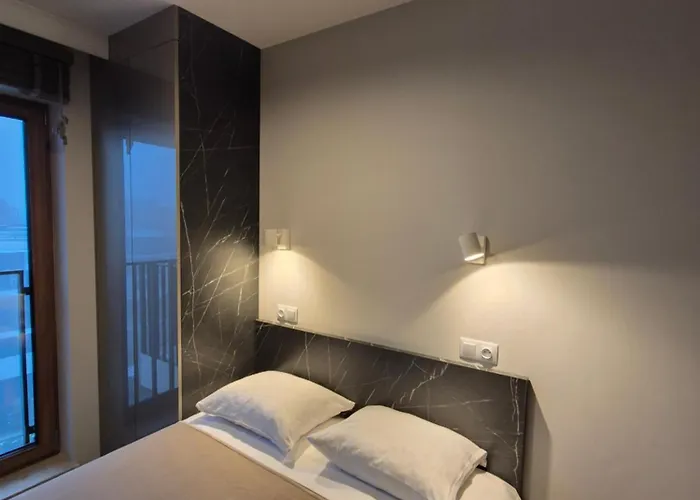 Appartement Ceglana Park- Piekne Osiedle- Nowe Luksusowe Mieszkanie Z Biurkiem *