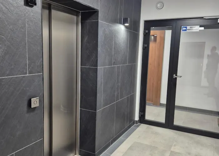 Appartement Ceglana Park- Piekne Osiedle- Nowe Luksusowe Mieszkanie Z Biurkiem Katowice