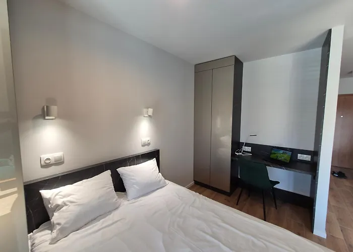 Ceglana Park- Piękne Osiedle- Nowe Luksusowe Mieszkanie Z Biurkiem * Katowice